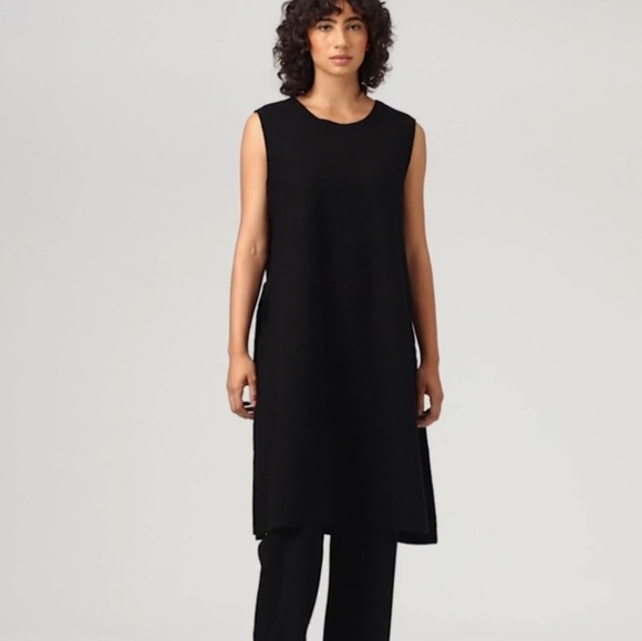 EILEEN FISHER Lightweight Boiled Wool Bateau Neck Long Top in Regenerative Wool. - Picture 5 of 7